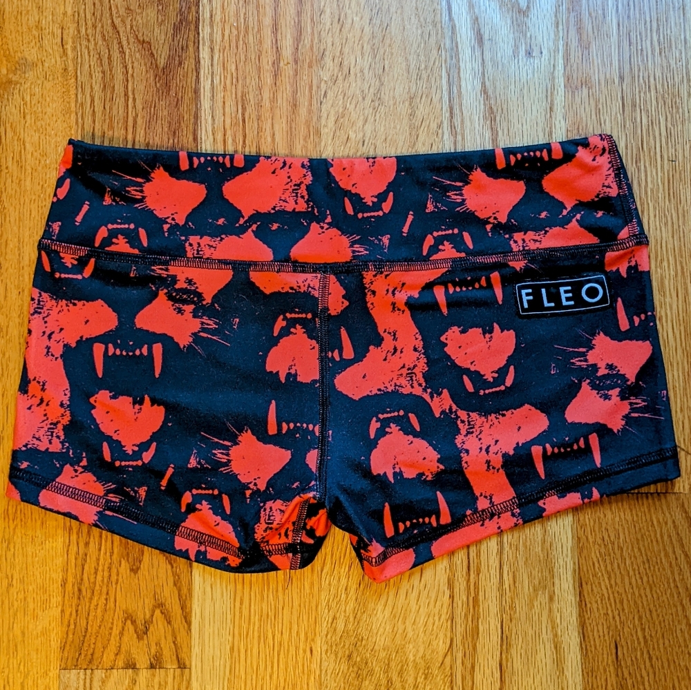 Fleo Animal Attack Shorts MD